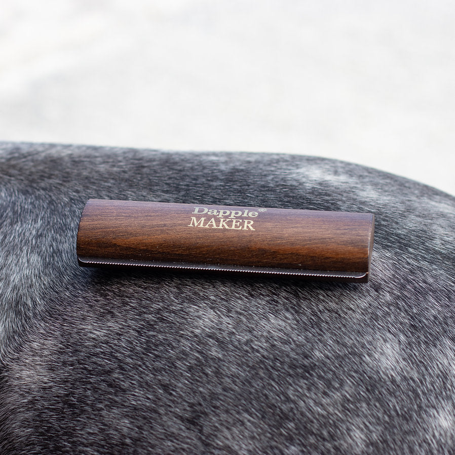 Dapple Maker Horse Deshedder