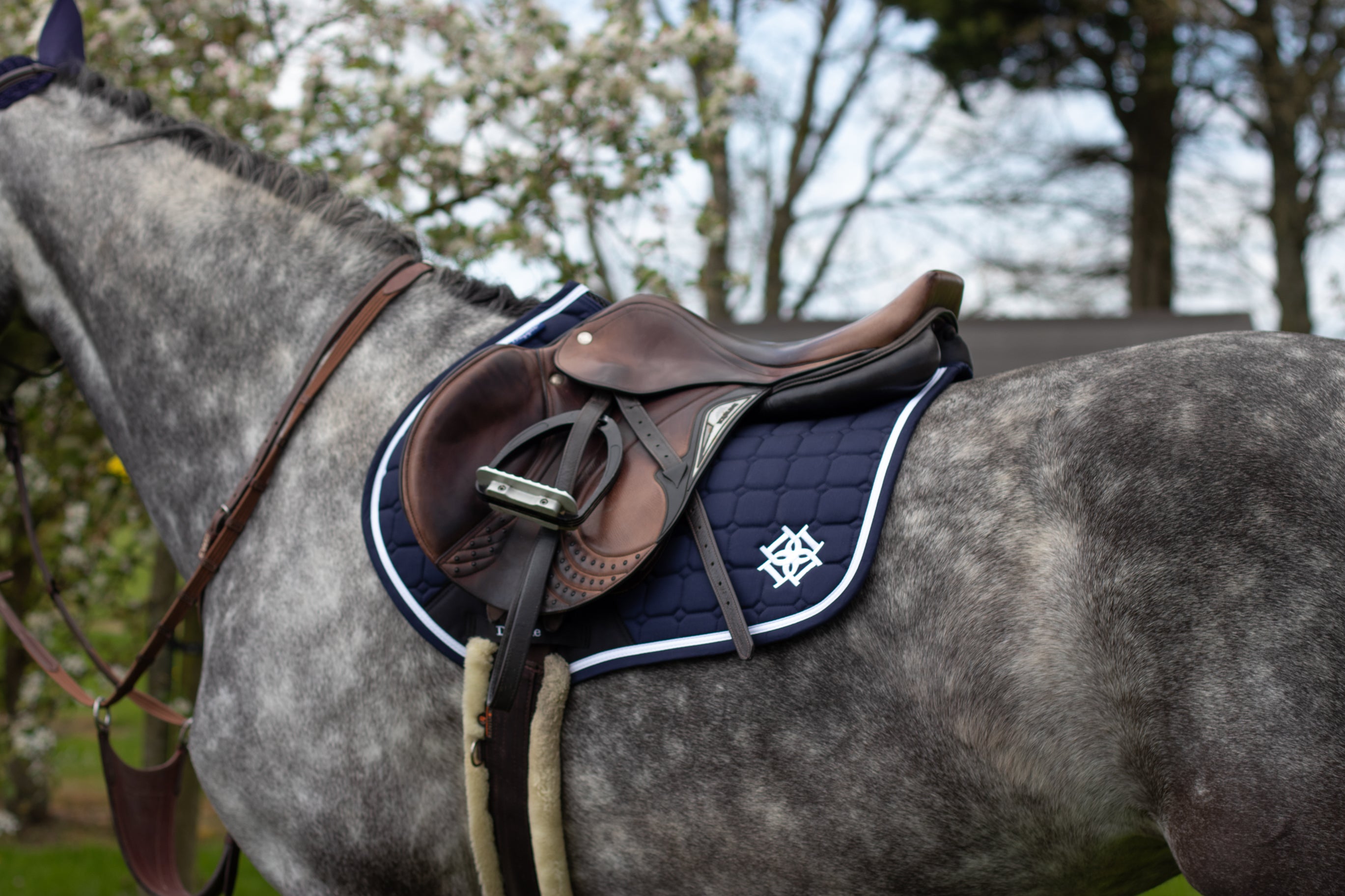 Dapple Navy Close Contact Saddle Pad