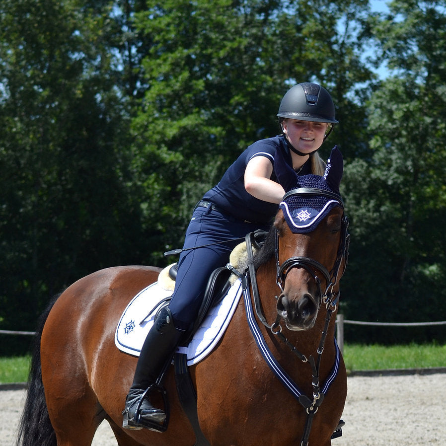 Dapple Equestrian Black Breastplate