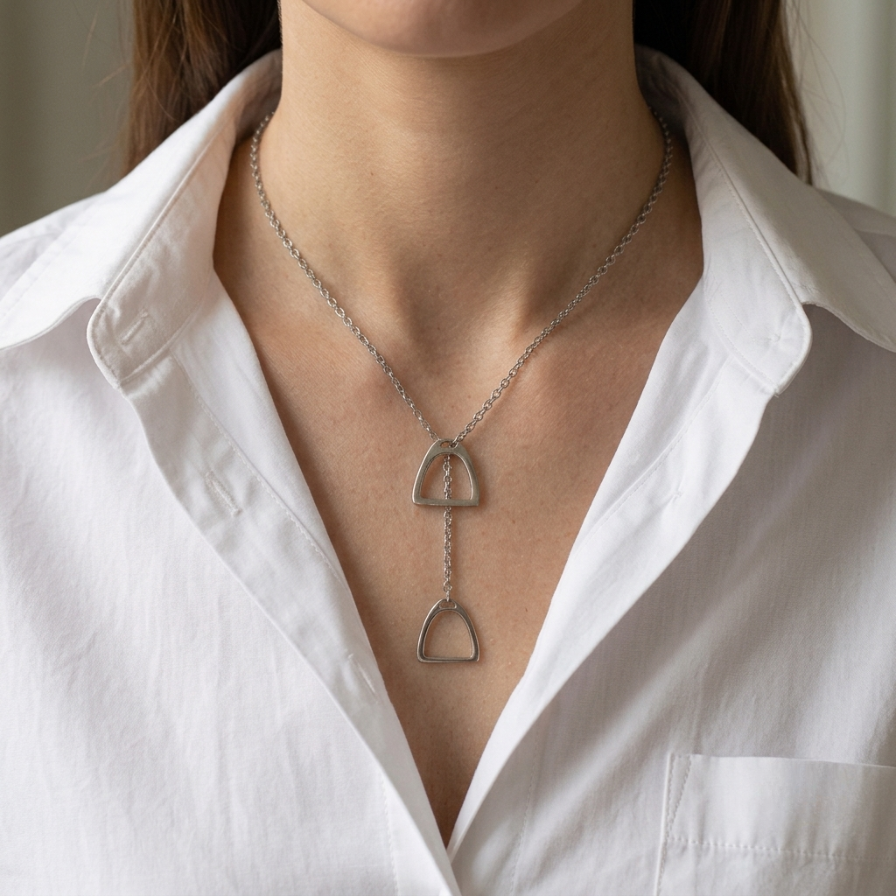 Dazzle Stirrup Necklace